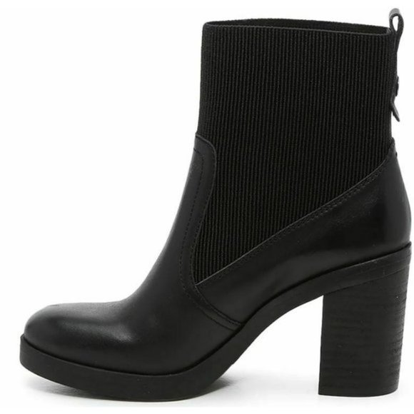 Naked Feet Leather Bootie in Black Size 8M - Picture 2 of 3